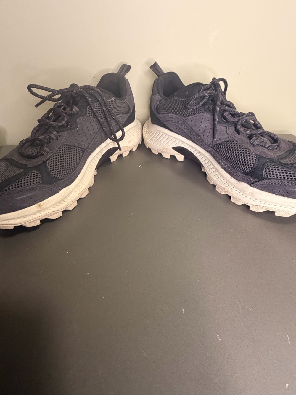Women’s Merrell Hiking Trail Shoes - Picture 3 of 7